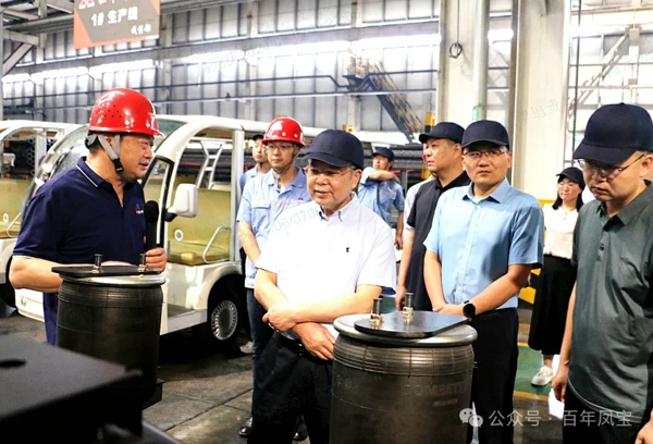 高拓到星空（中国）重科调研指导科技创新工作